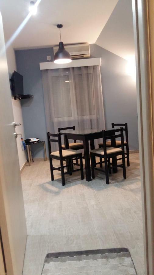 Apartments Sovran Vila Marija เพรอชานิ ภายนอก รูปภาพ