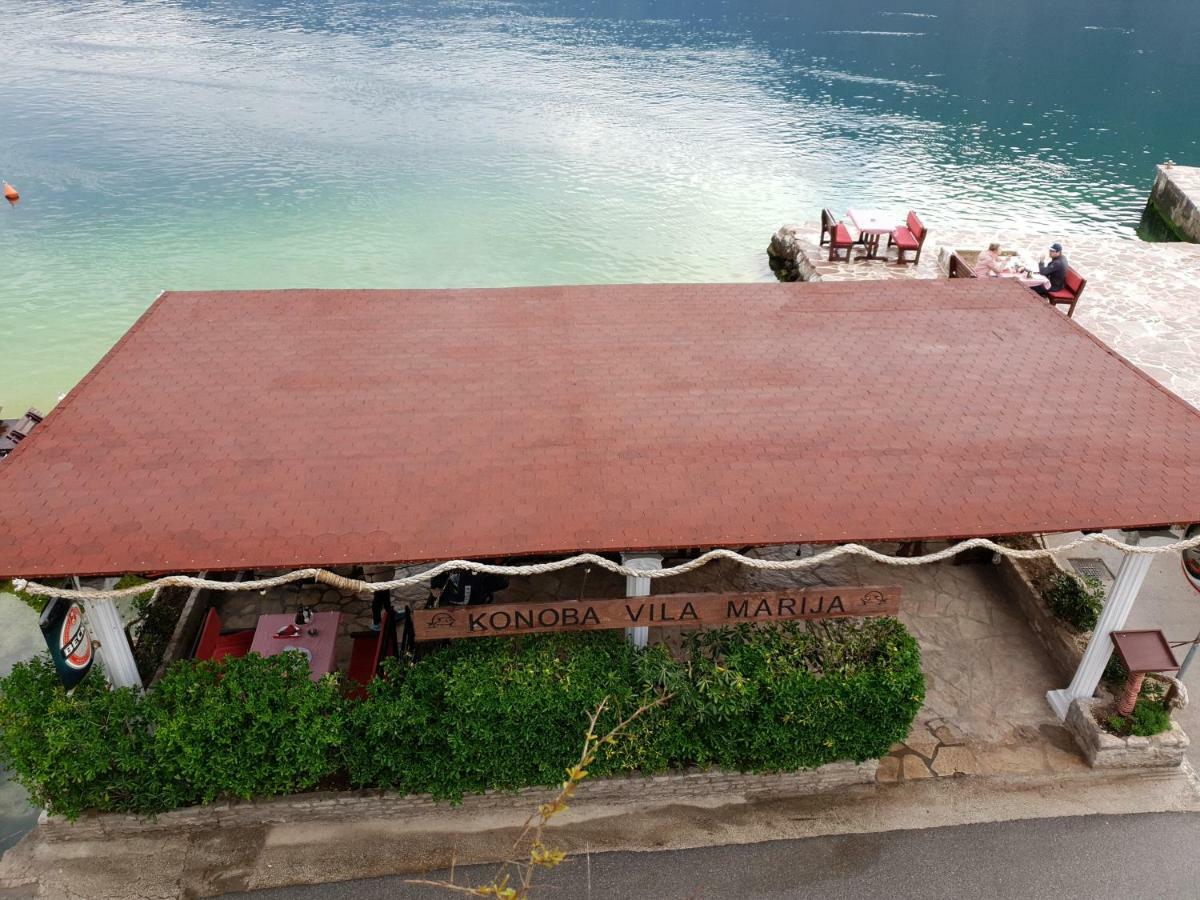 Apartments Sovran Vila Marija เพรอชานิ ภายนอก รูปภาพ